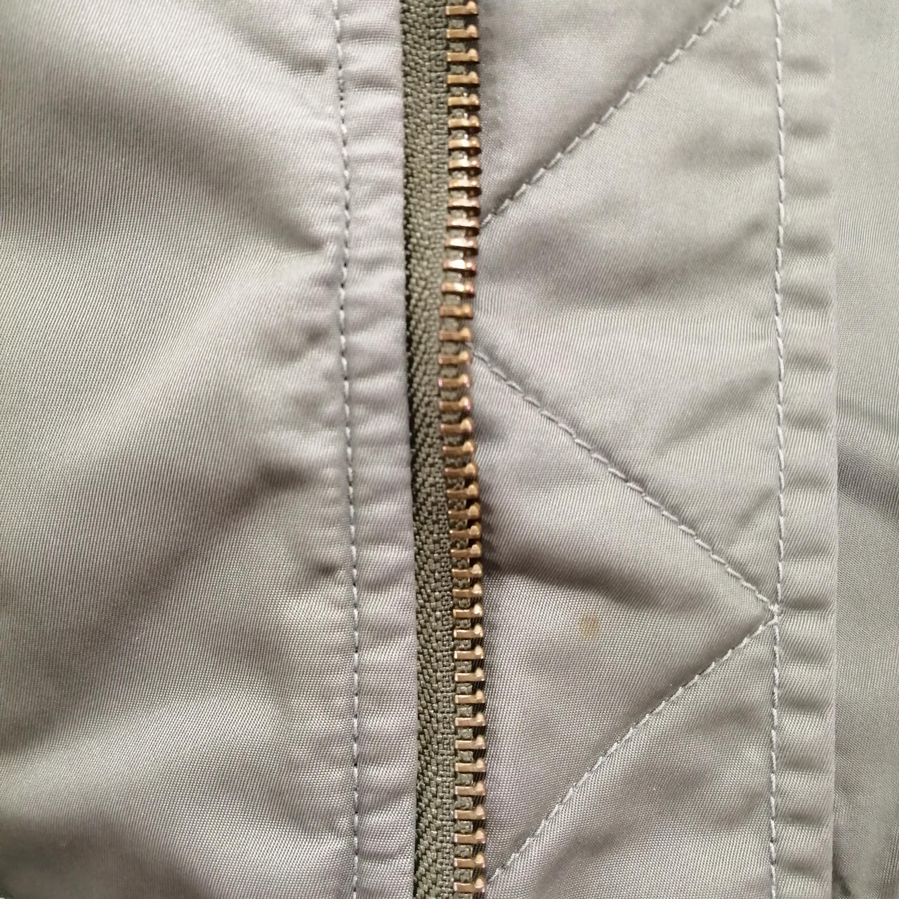 フロント部分　汚れ有