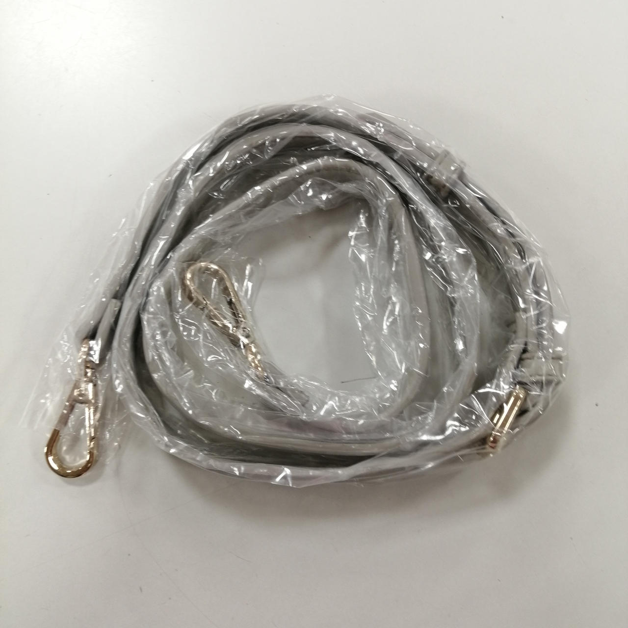 ショルダー付き