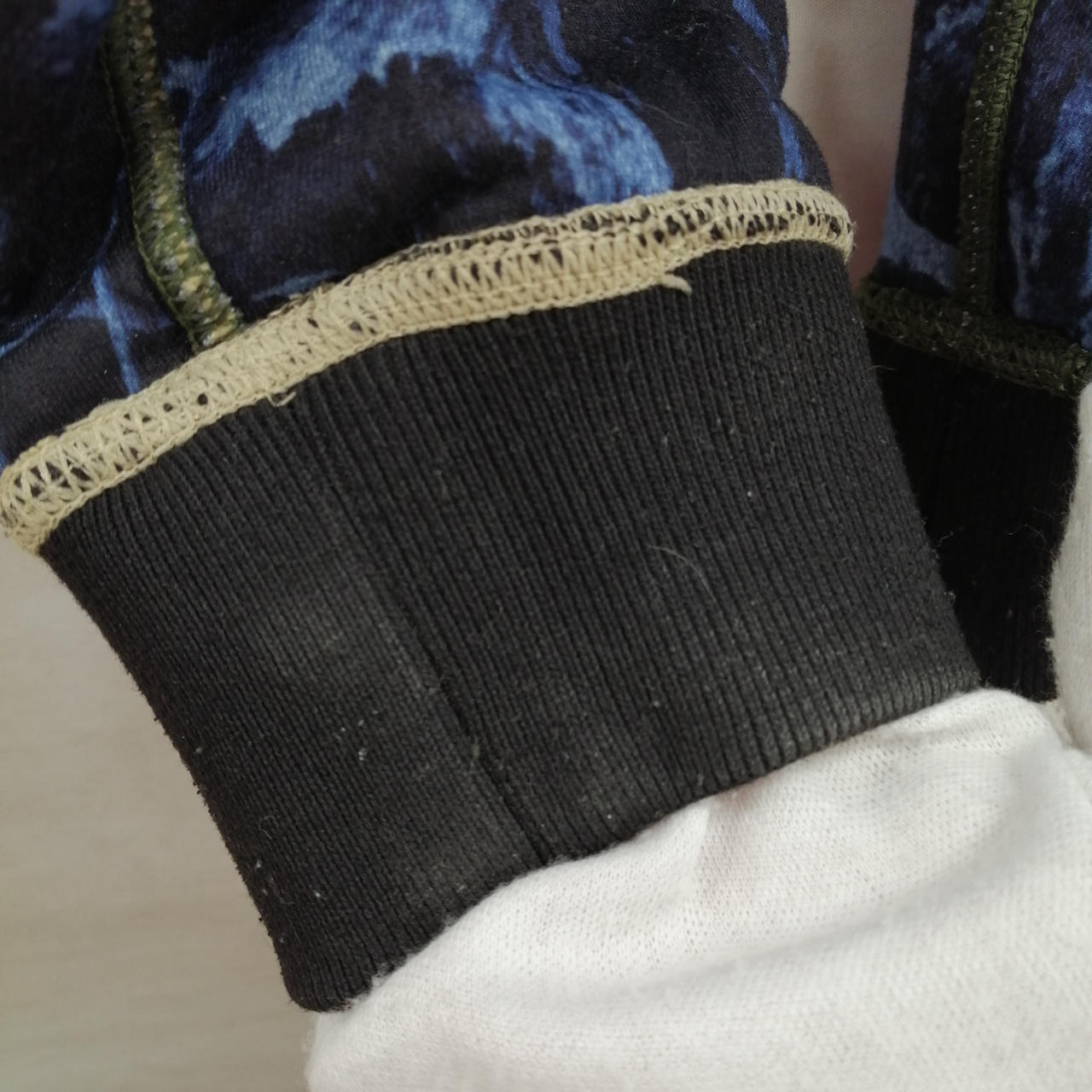 左袖口お汚れあり