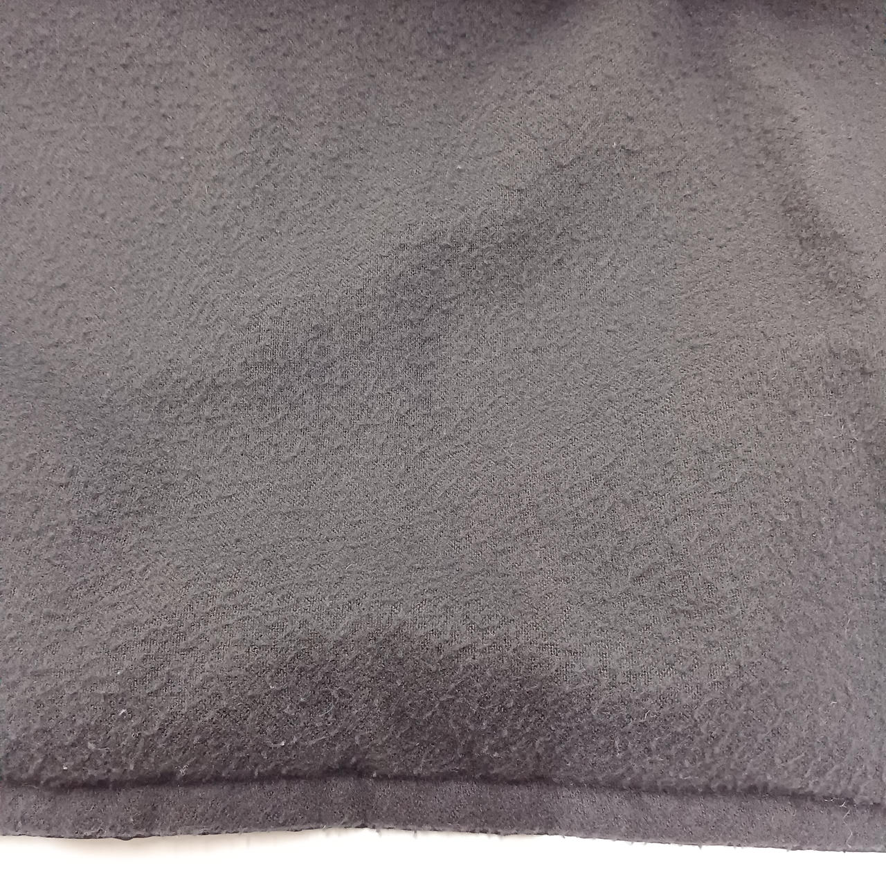 裏地全体的に毛羽立ち