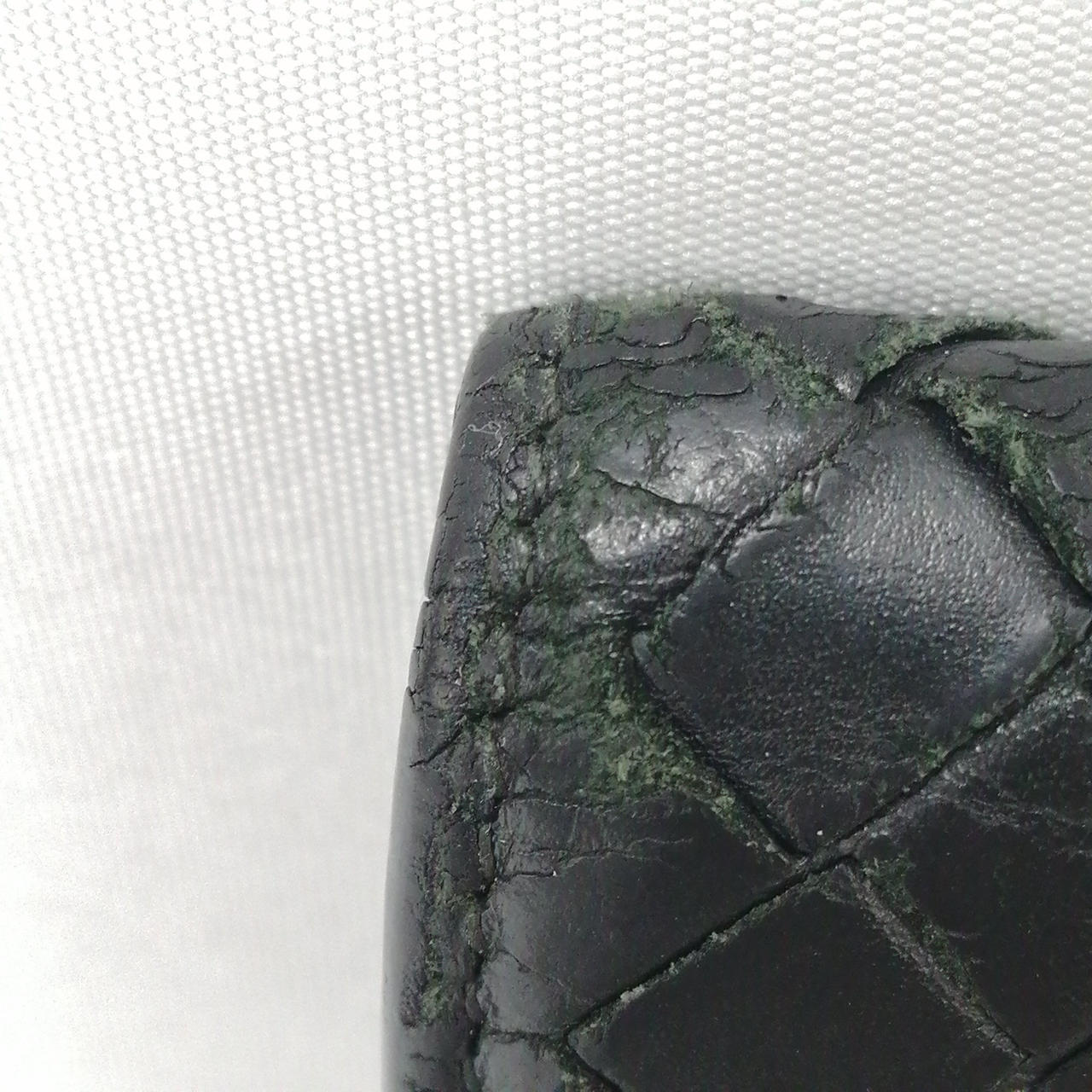 擦れ剥がれあり