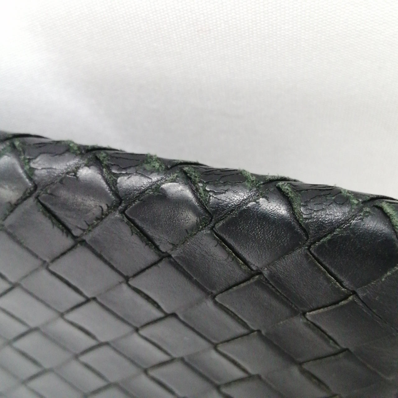 擦れ剥がれあり