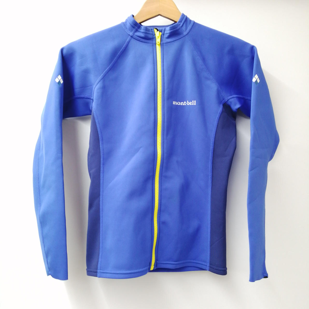 mont-bellライトクリマプレンロングスリーブシャツ サイズ150上下セット mont-bell モンベル ライト クリマプレン ロングスリーブ シャツ mont
