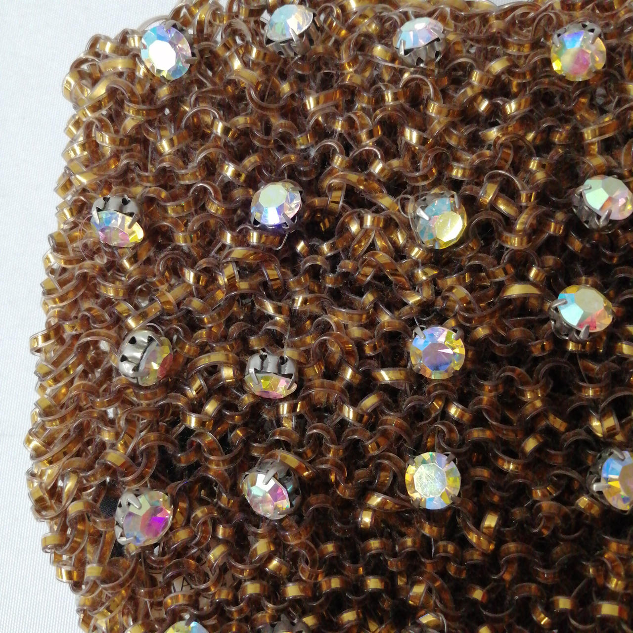 ストーンが取れかかっています