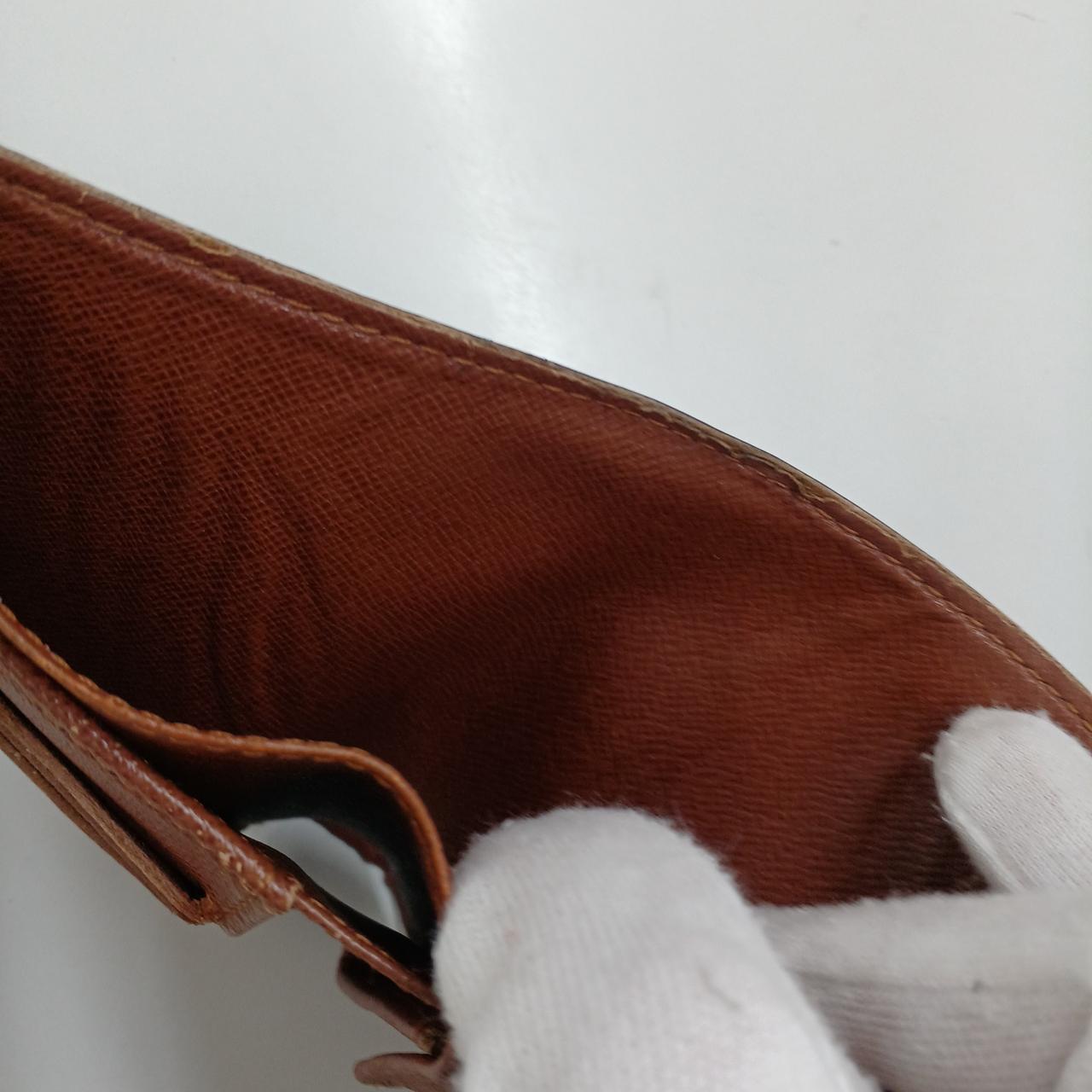 角擦れがございます