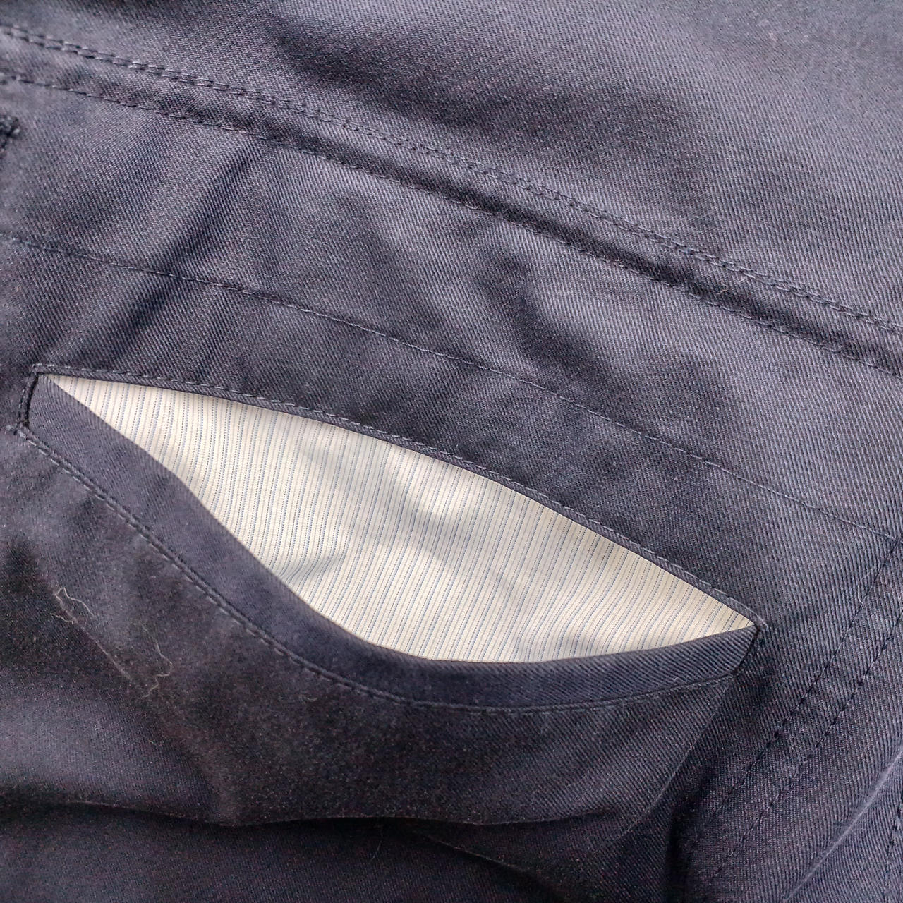 内側両側ポケットあり