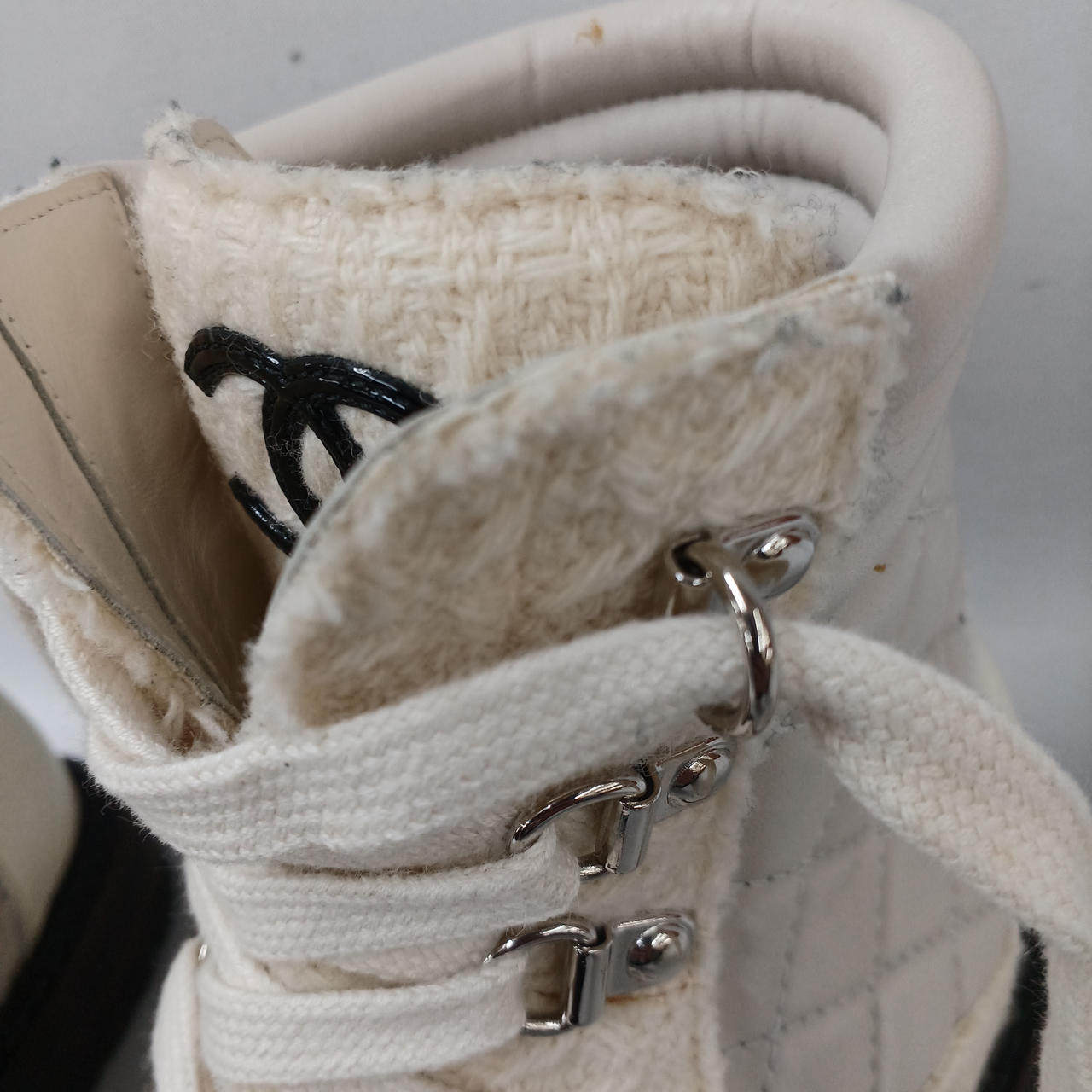 履き口、黒ずみ