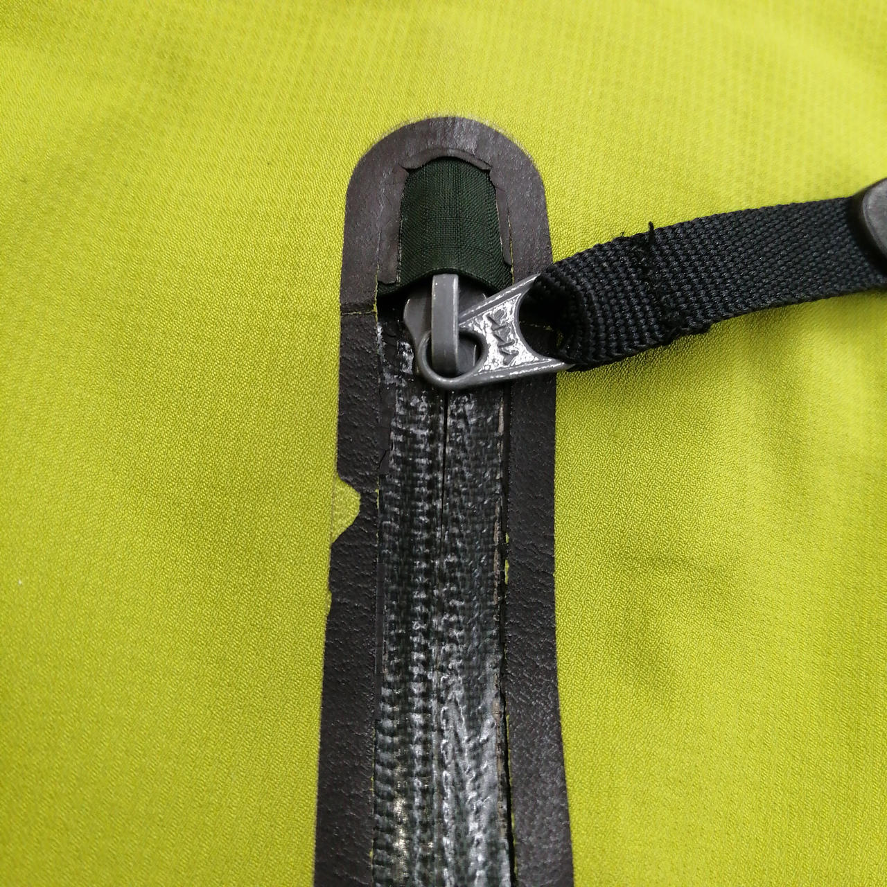 剥がれがございます