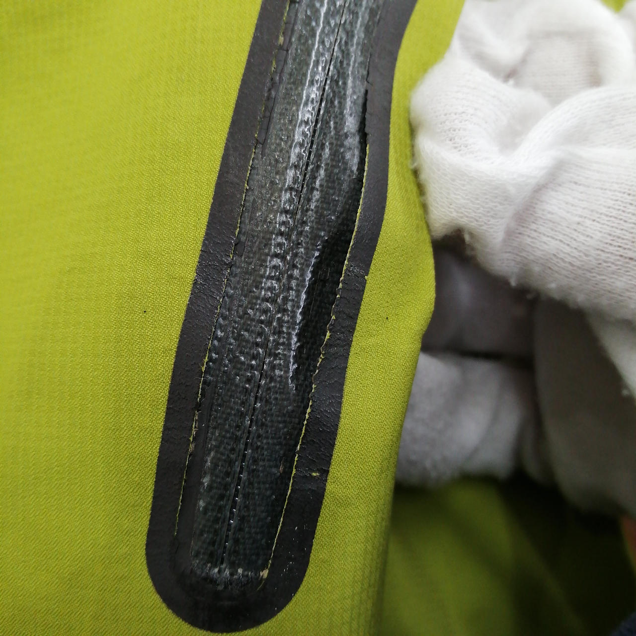 剥がれがございます