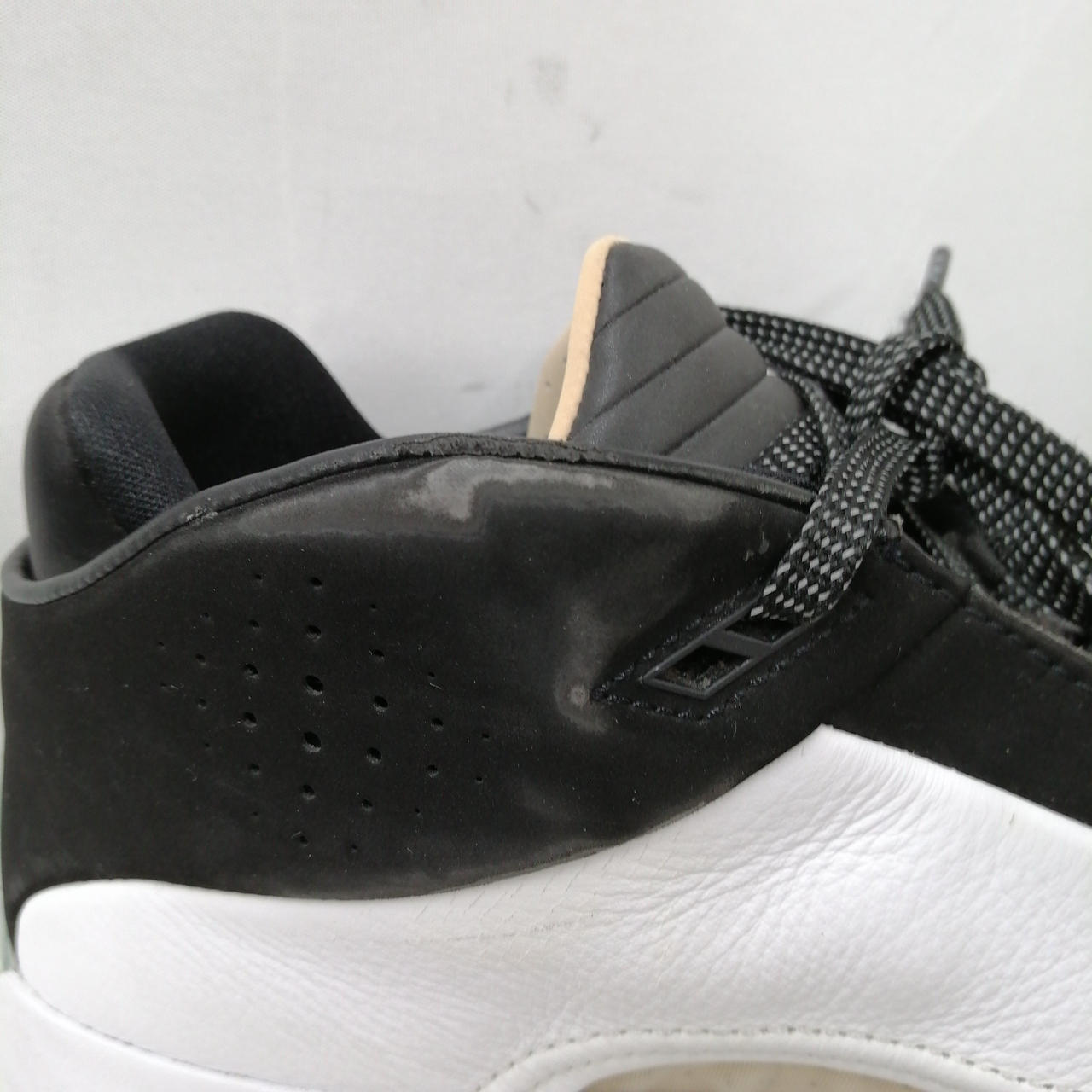 右足内側擦れあり