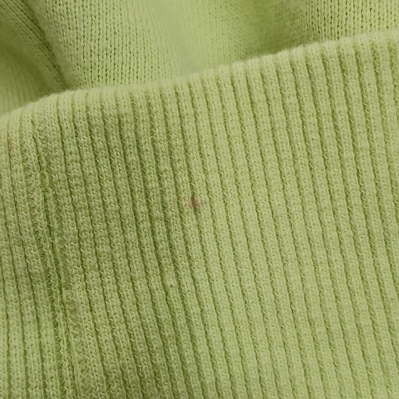 右袖口汚れあり