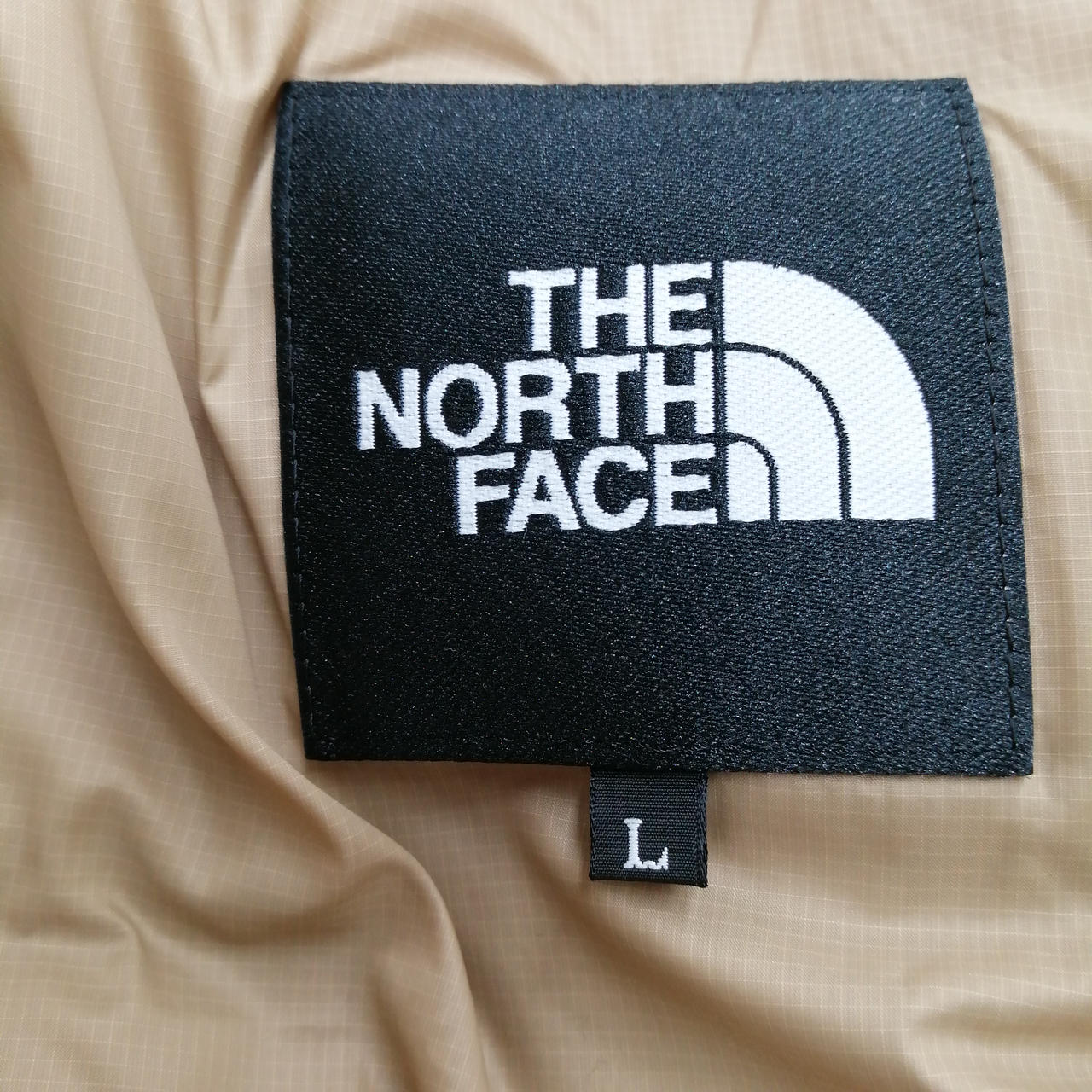 GTX SR MGNE TRI JKΩ 古着 ウィメンズ アウター