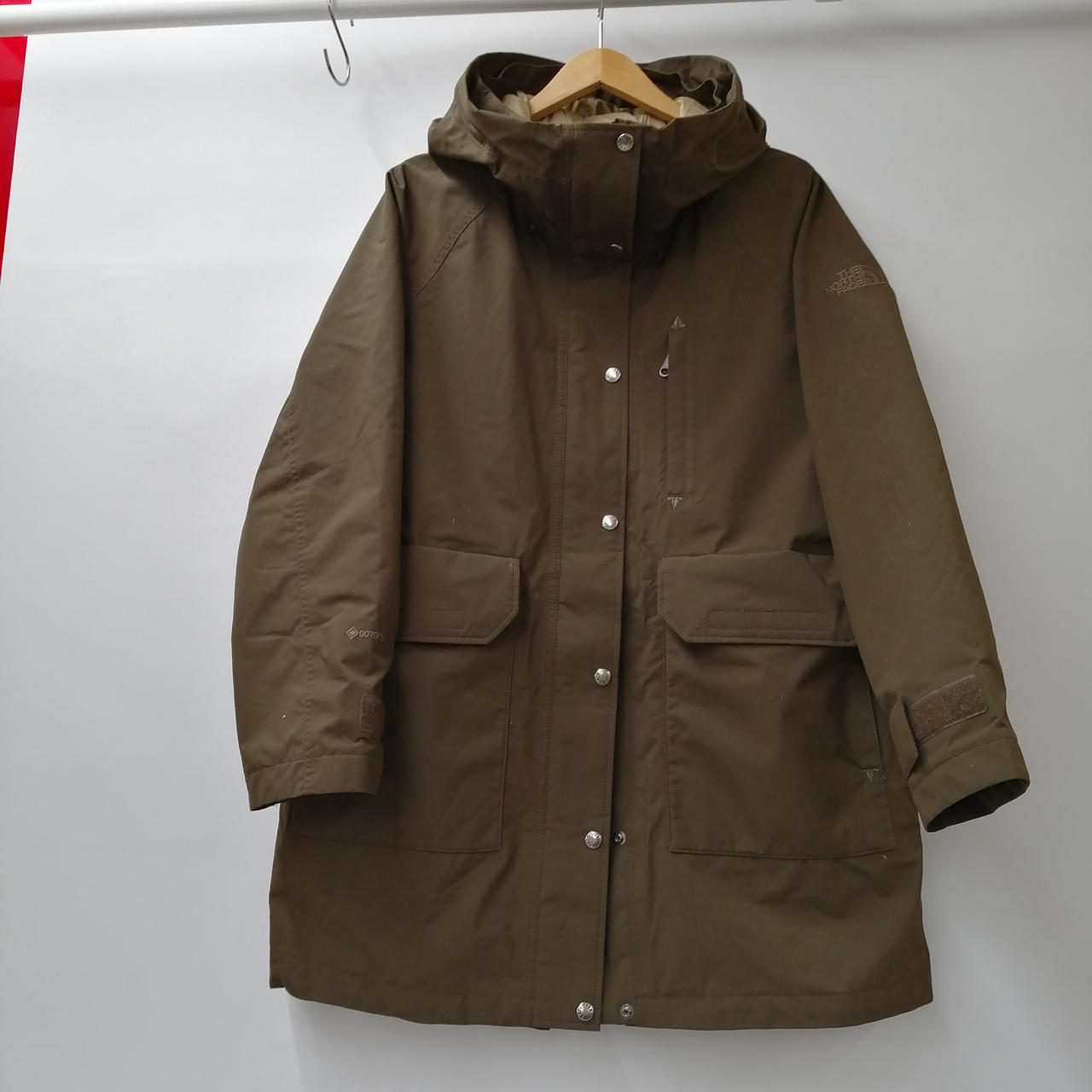 GTX SR MGNE TRI JKΩ 古着 ウィメンズ アウター