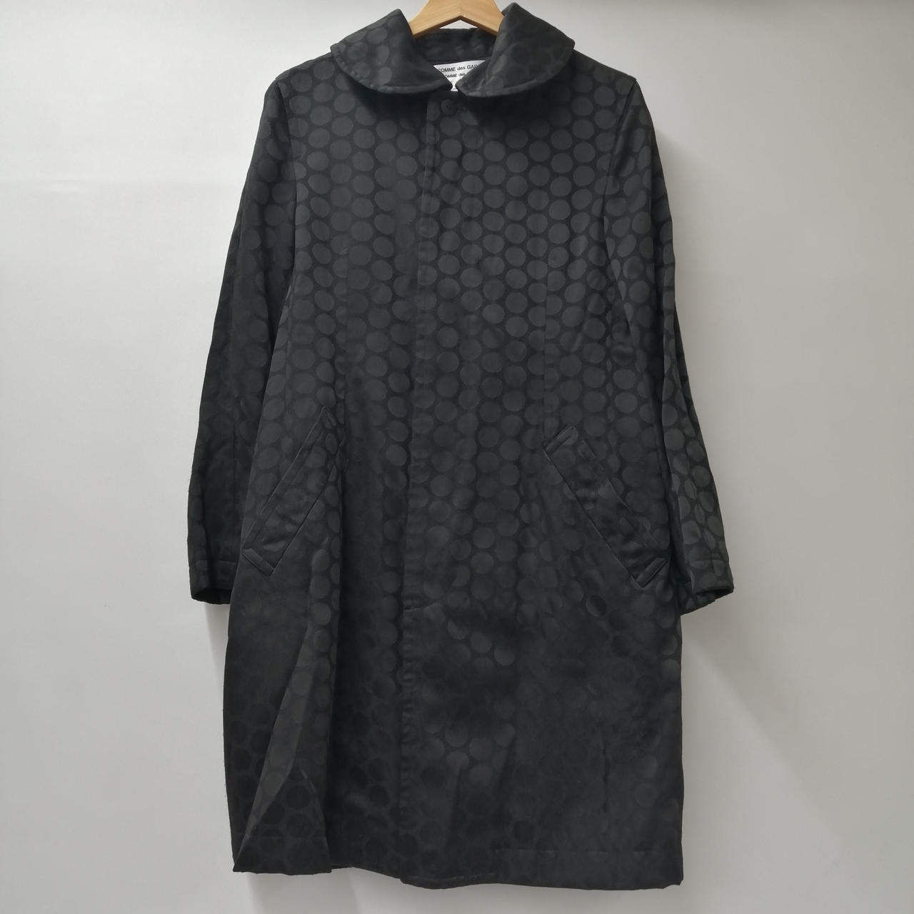 コムデギャルソン　コート コムデギャルソン(COMME DES GARCONS)|ドットロングコート|【ハード