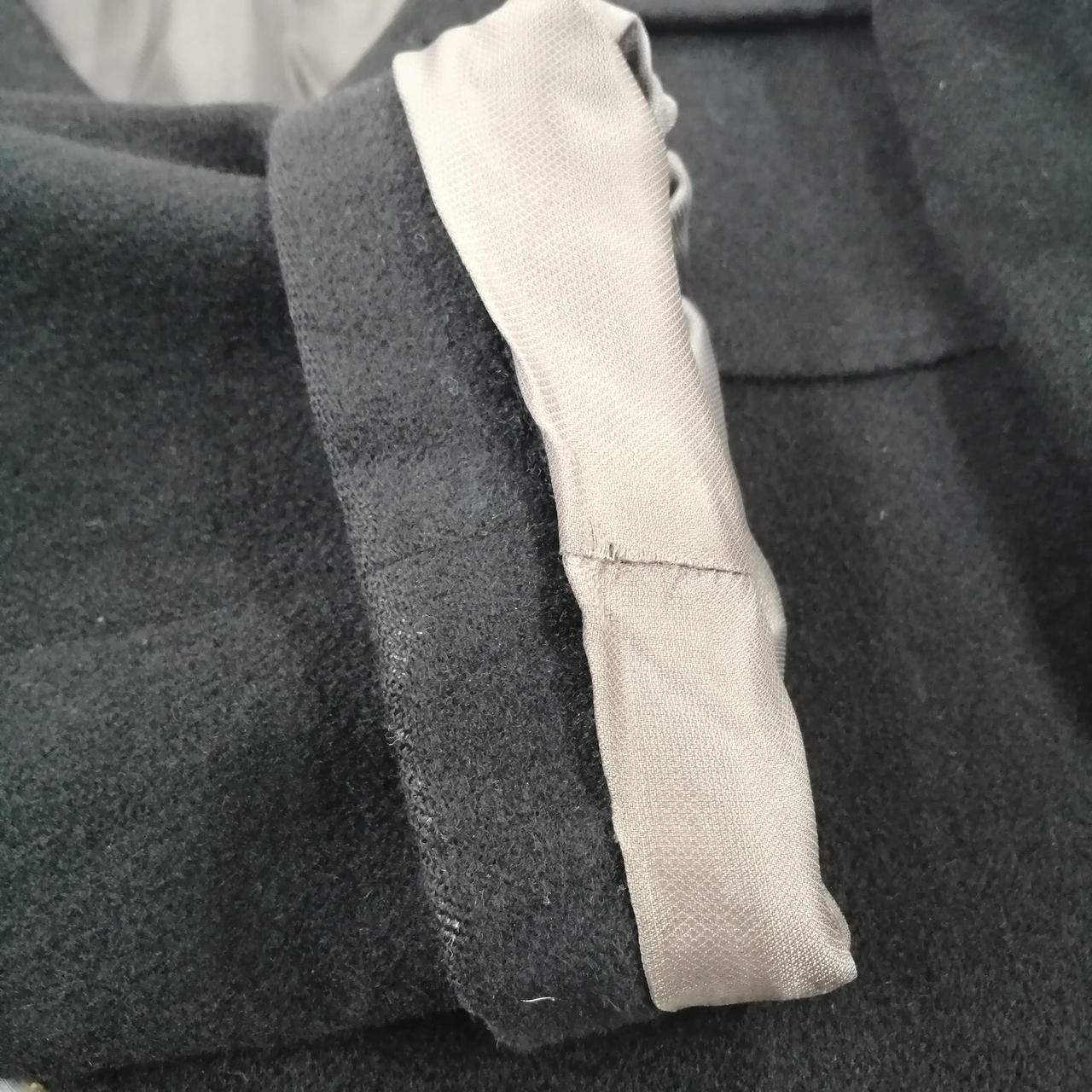 内布がやけで変色