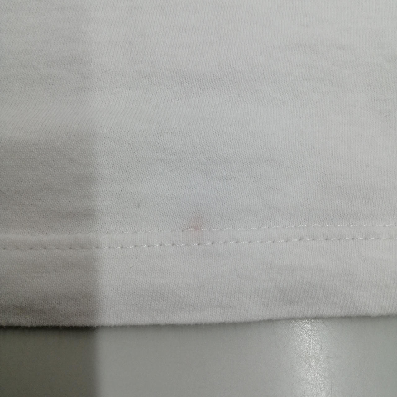 裾に若干の汚れあり