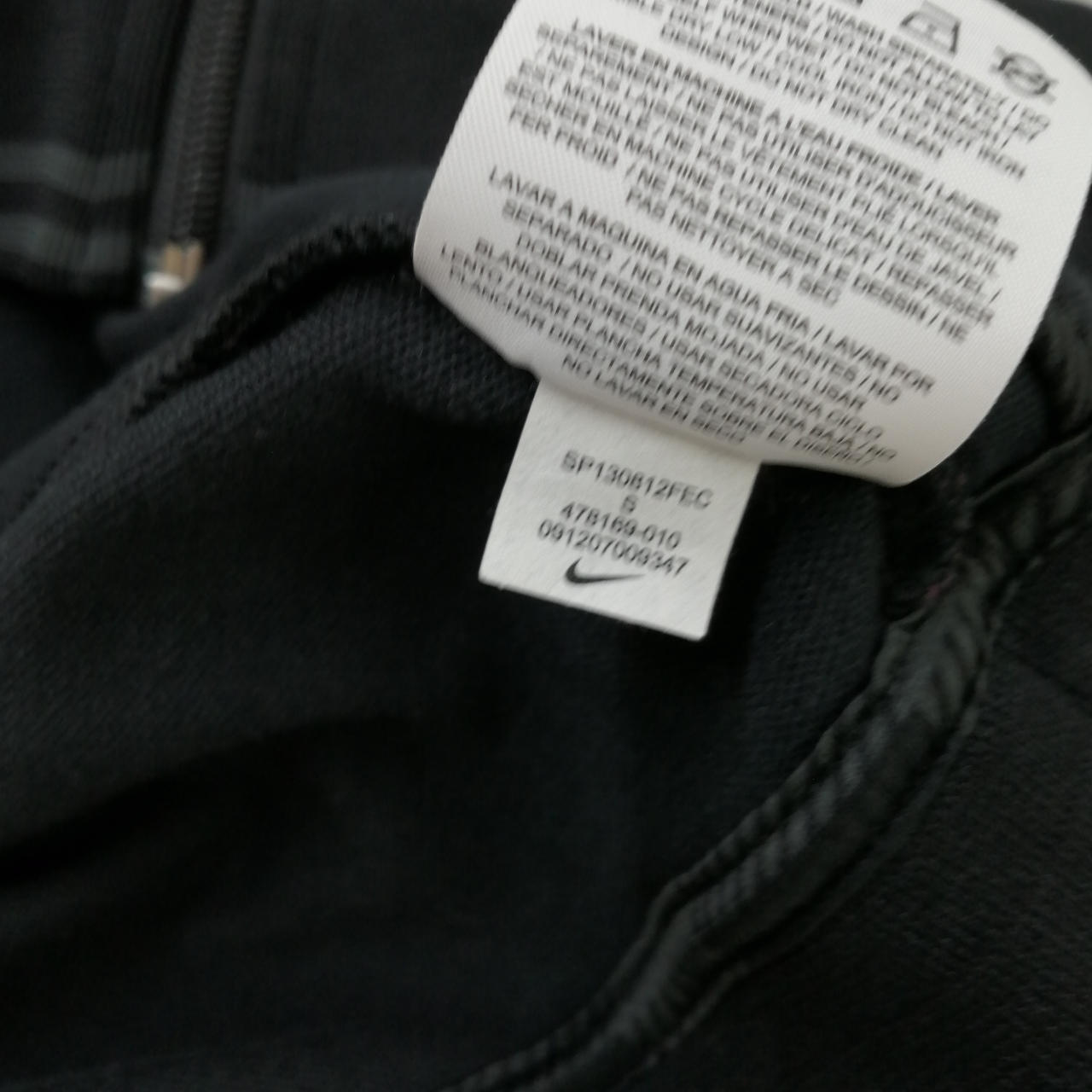 NIKE マンチェスターユナイテッド　上下　US Ｌサイズ　未開封品 NIKE マンチェスターユナイテッド 上下 US Lサイズ 未開封品