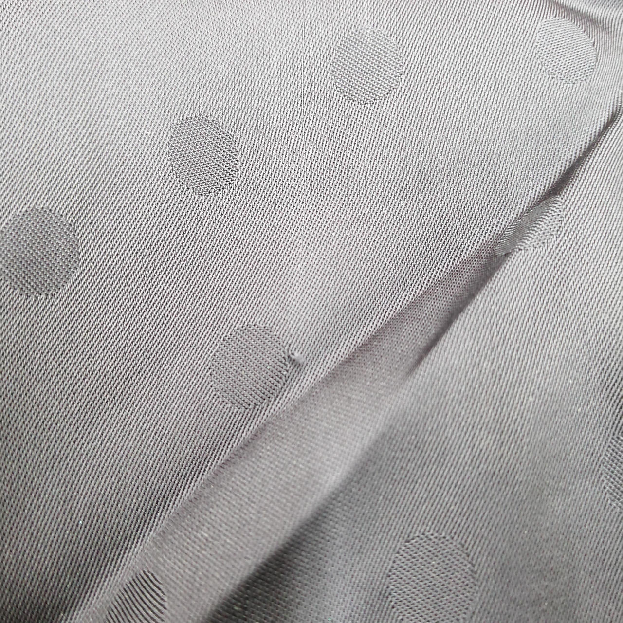 若干のほつれあり