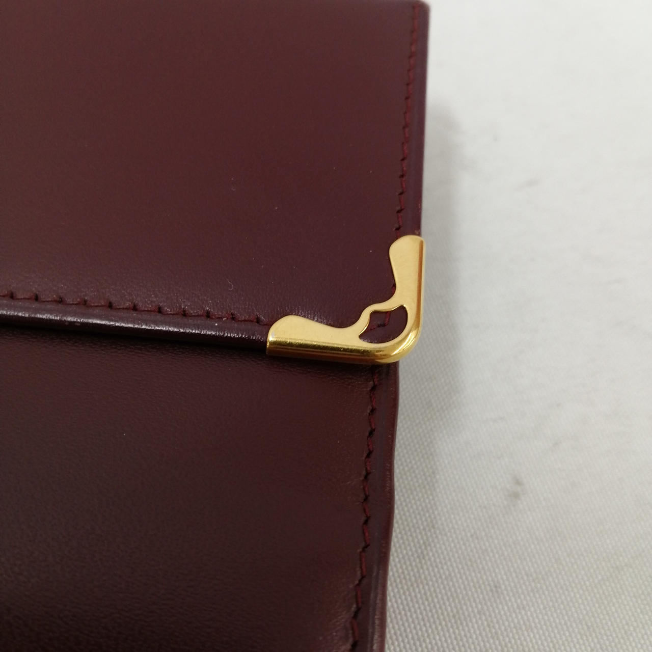 お値下げ！【美品】Cartier★長財布 Cartier L3000746 LOVE ラブ / カルティエ ビスモチーフ 牛革