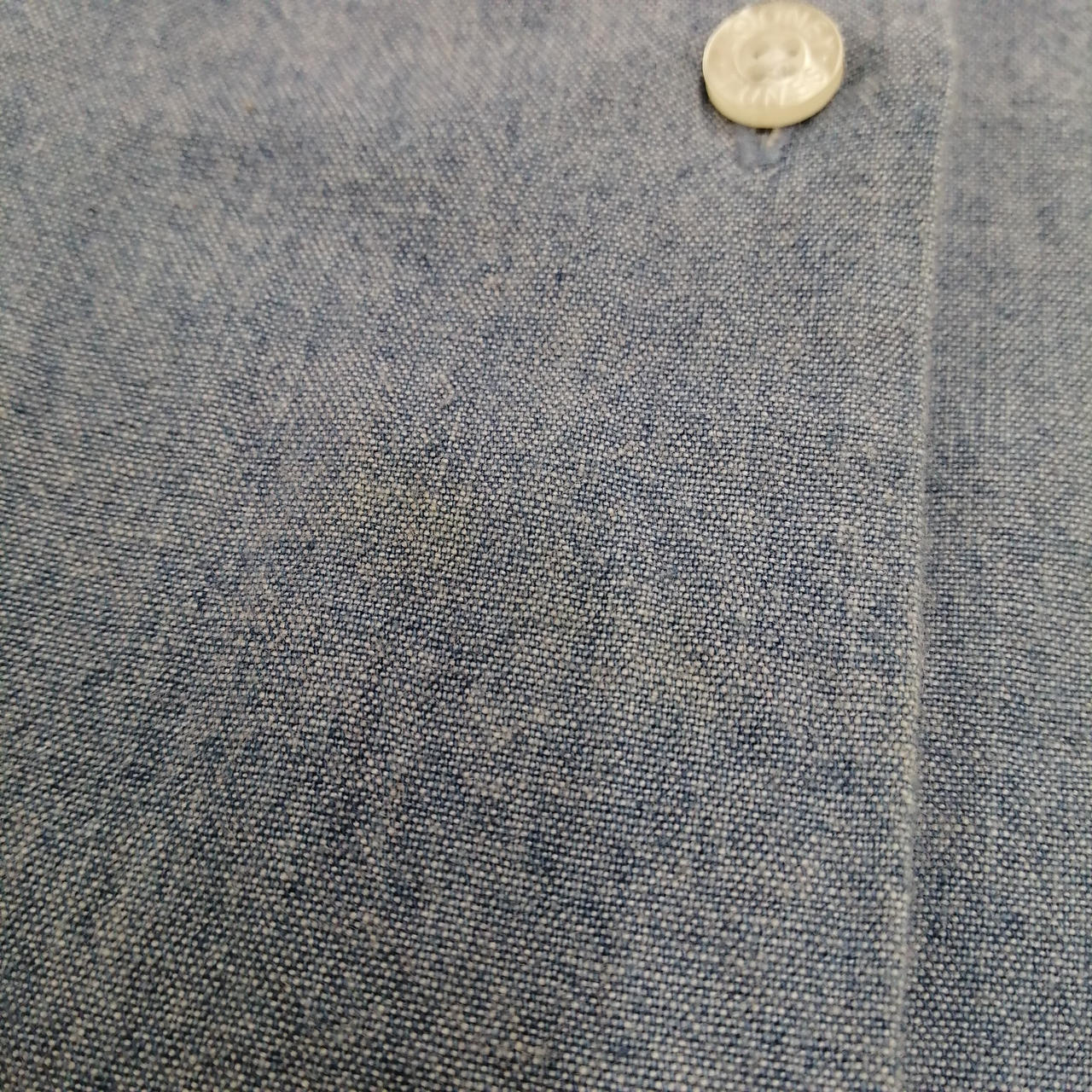 前身頃　シミ汚れ