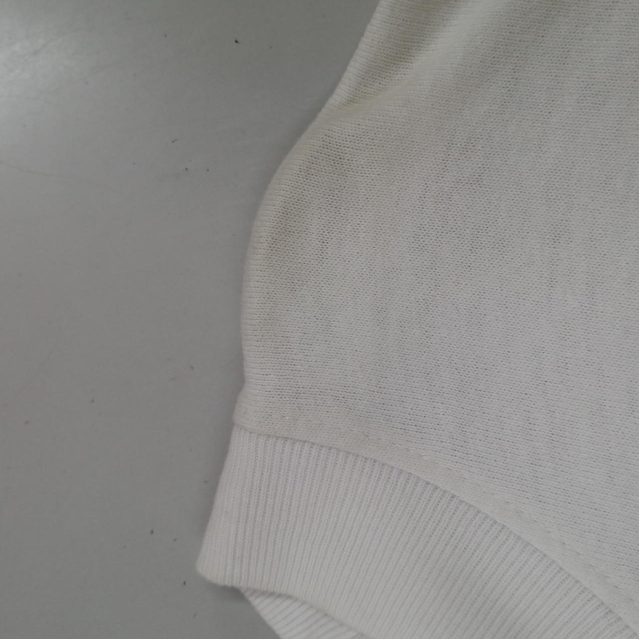 肩の部分汚れあり