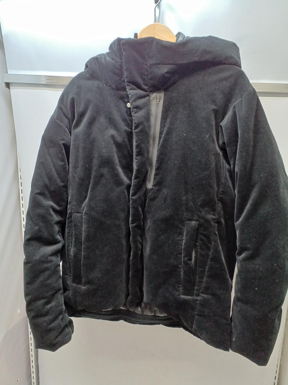 全体的に汚れあり