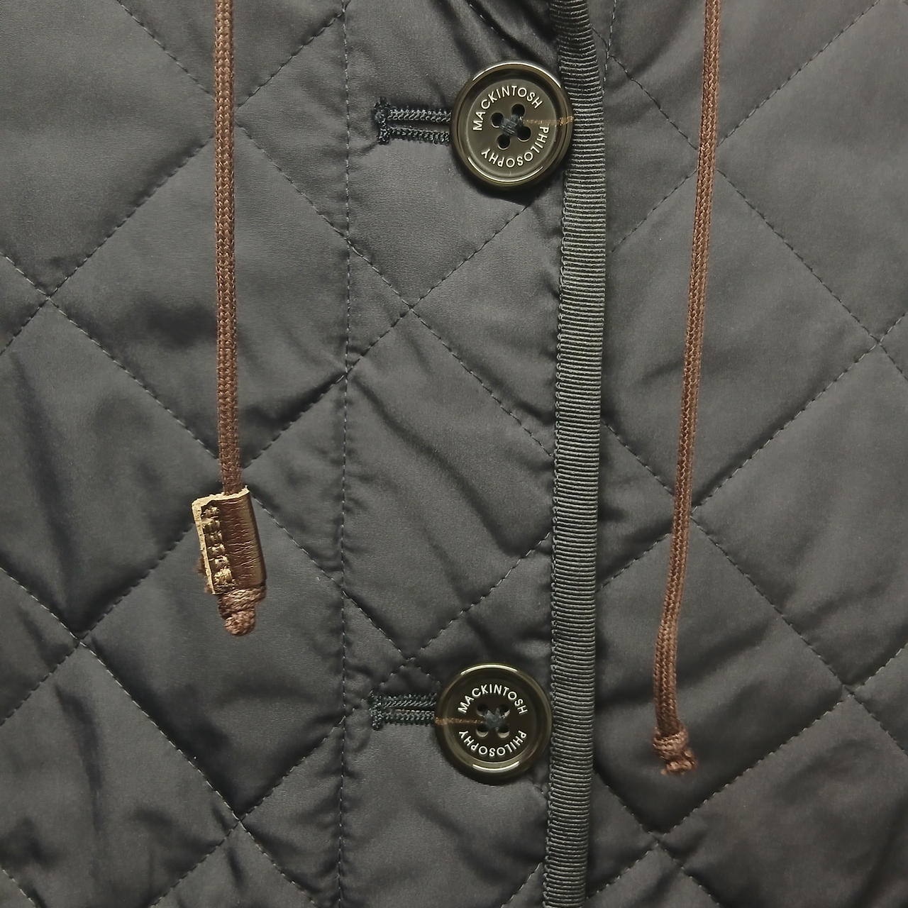 レザー部分　欠品