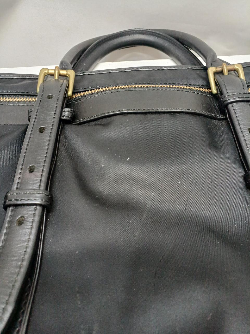 汚れあり、引っかきあとあり