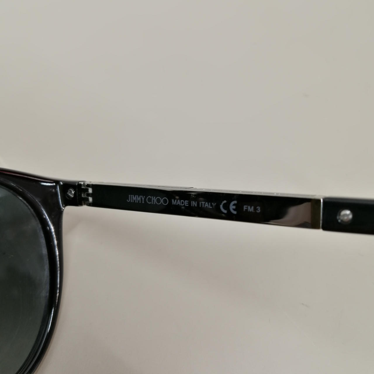 JIMMY CHOO ラウンドサングラス ブラック JIMMY CHOO ブラックラウンド型サングラス - 小物最 安値