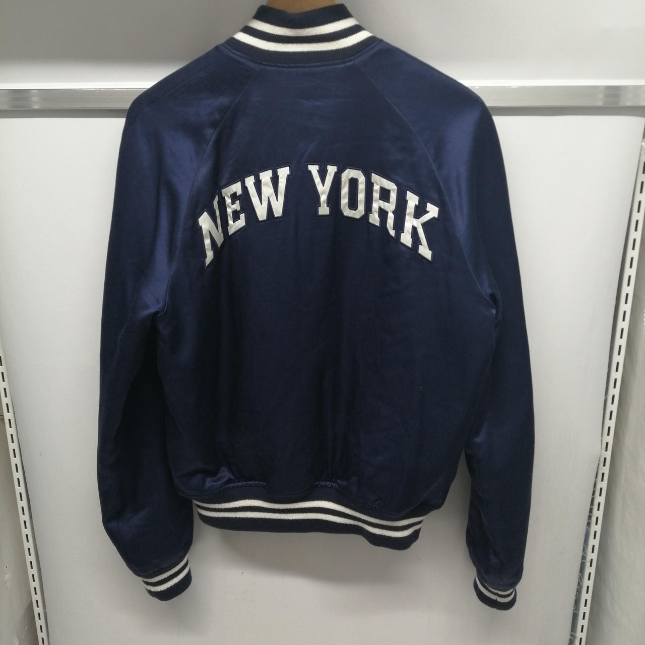 【雰囲気抜群❗️】RALPH LAUREN 総柄 カレッジデザイン スタジャン ポロラルフローレン(POLO RALPH LAUREN)|スタジャン|HARDOFFオフ