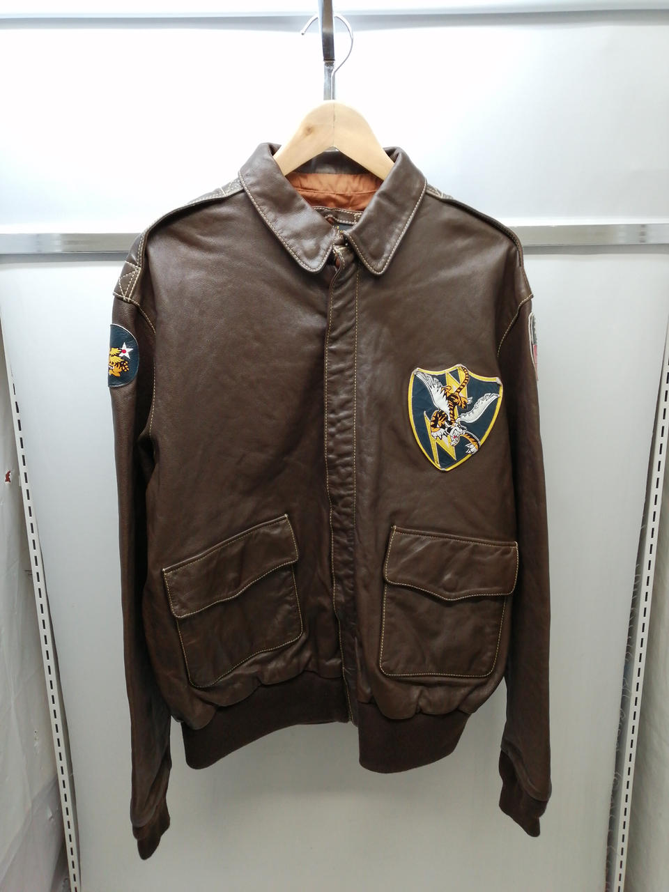 MORGAN MEMPHIS BELLE 型番：BRN/44 TYPE A-2