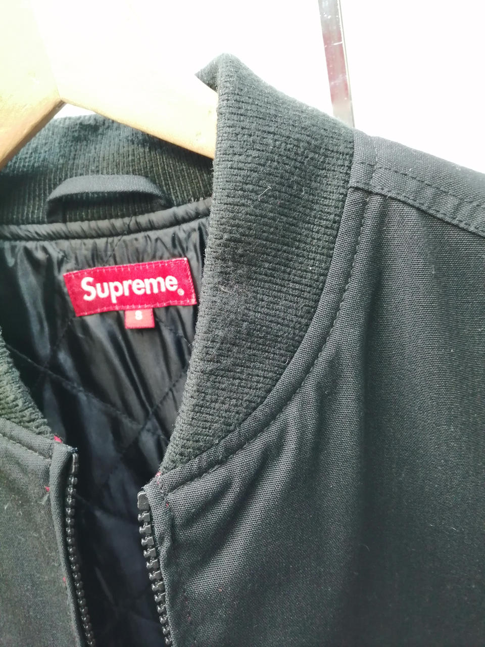 毛羽立ちあり。