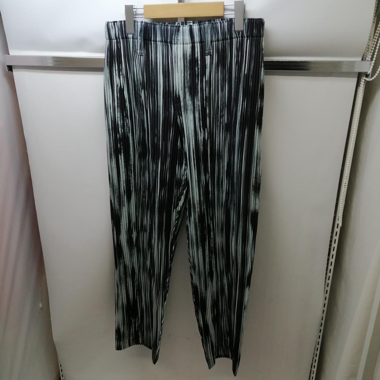 HOMME PLISSE ISSEY MIYAKE|プリーツストレートパンツ|HARDOFFオフ