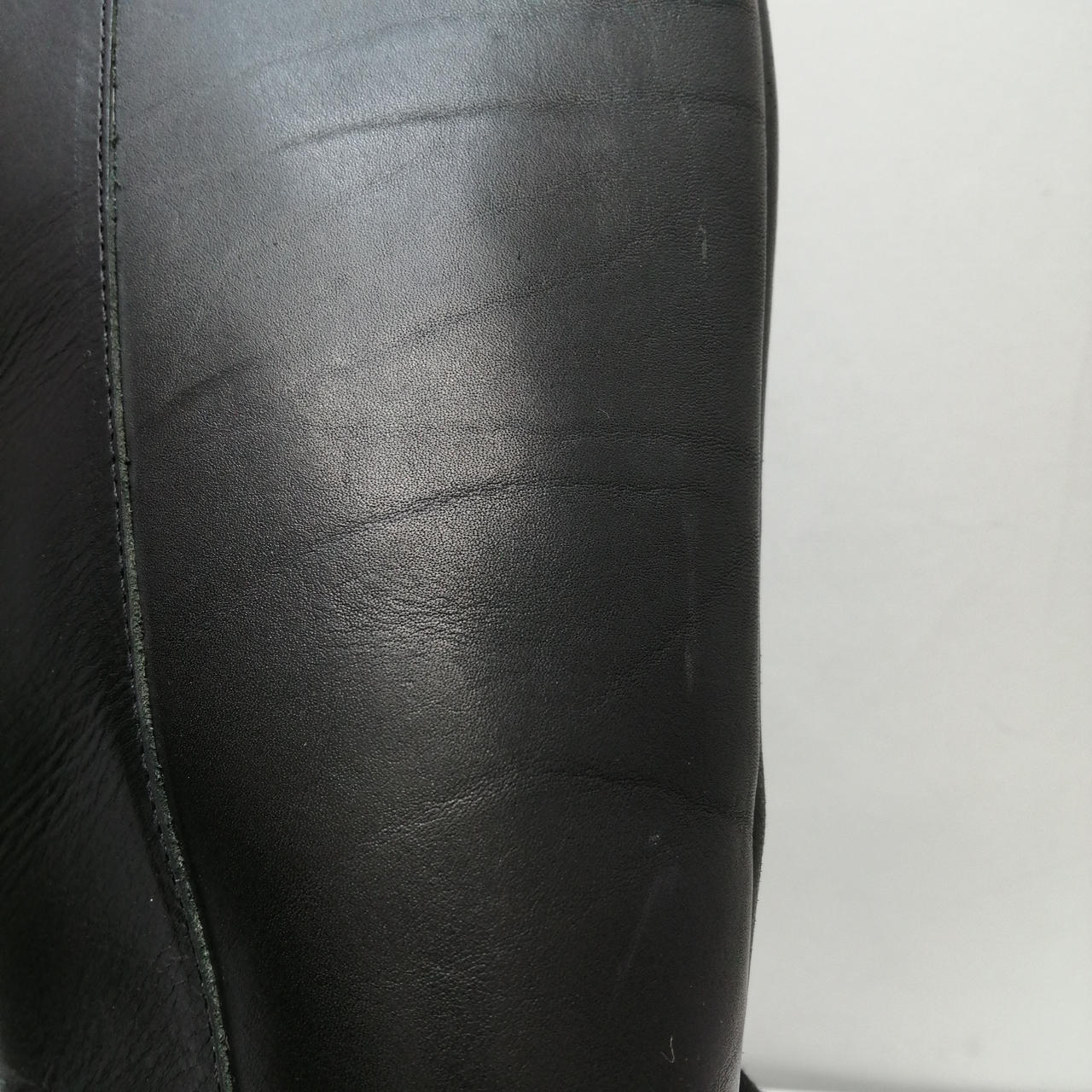 使用感がございます。