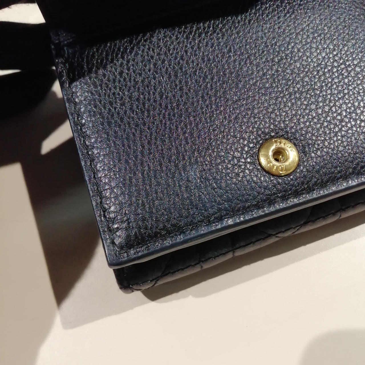 使用感がございます。