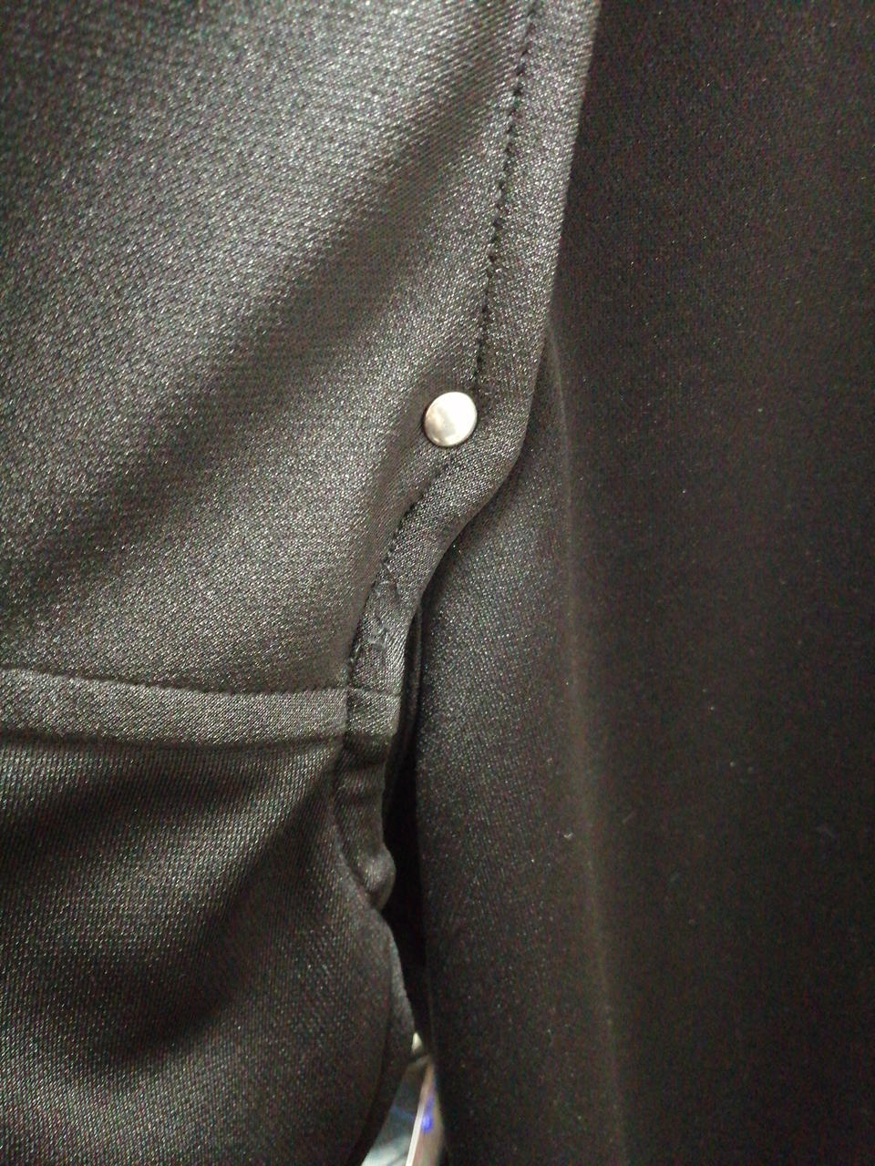 一部ほつれあり