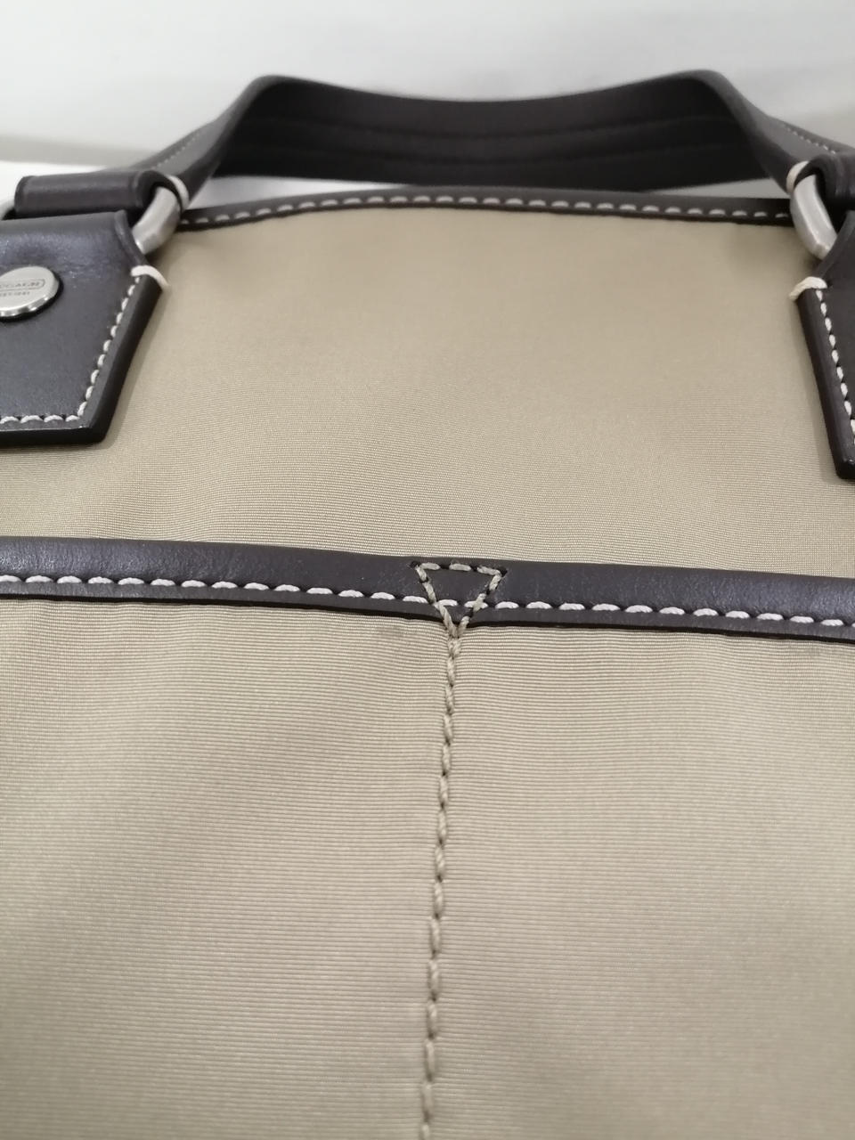 小さいヨゴレあり。