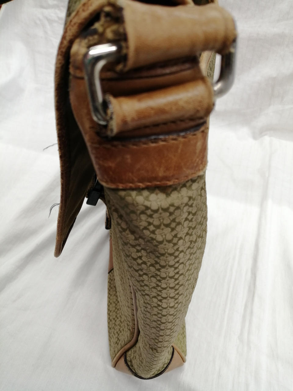 スレヨゴレあり