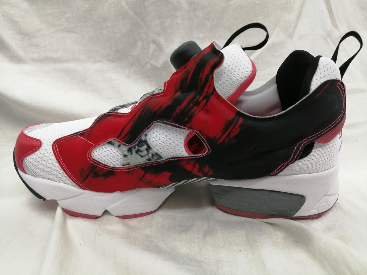 稲葉浩志×Reebok INSTAPUMP FURY94 27㎝ 稲葉浩志 Reebok INSTAPUMP FURY 94 24センチ 新品 - メルカリ