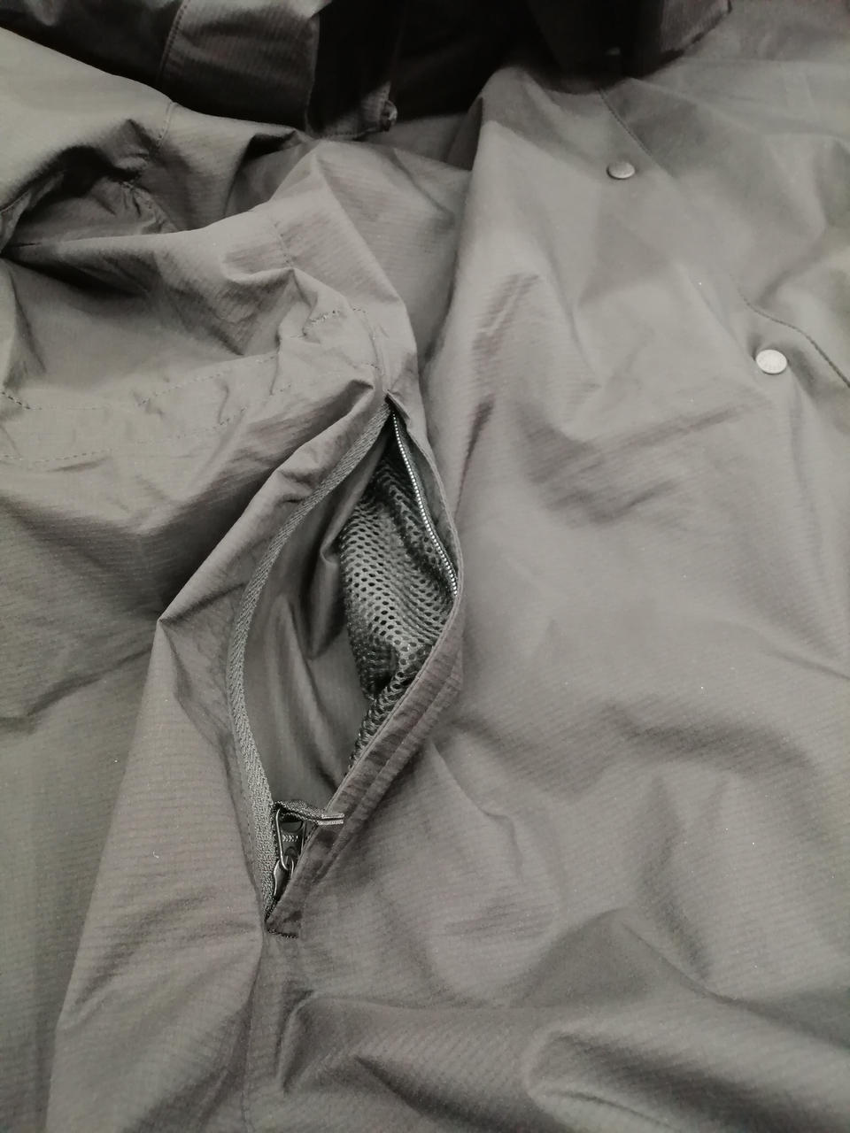 ノースフェイス(THE NORTH FACE)|スワローテイルドレスシャツ