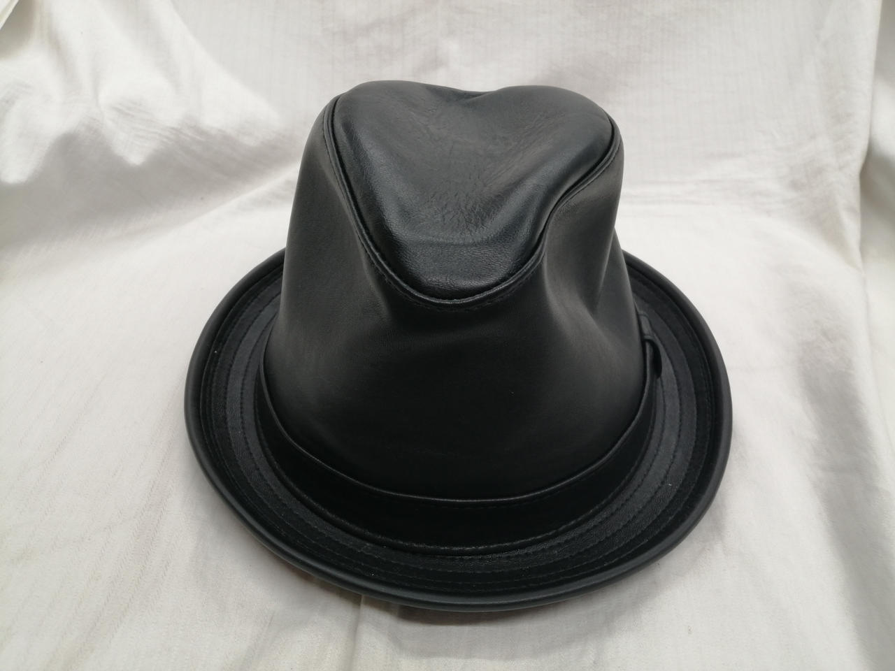 専用レア未使用タグ付 ANTIDOTE BUYERS CLUB レザーハット黒M 専用レア未使用タグ付 ANTIDOTE BUYERS CLUB レザーハット黒M
