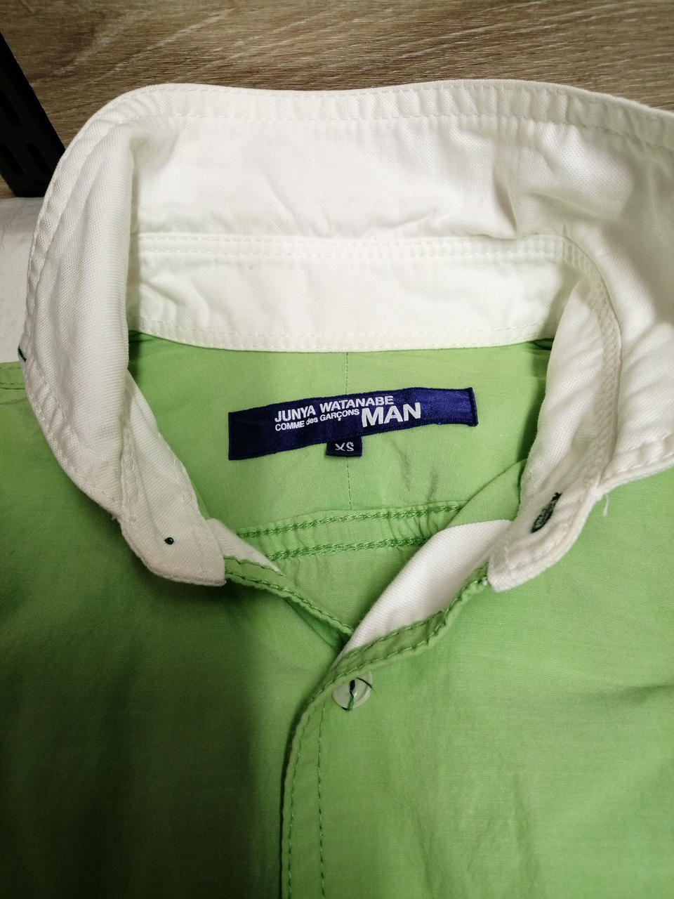 首元ヨゴレあり