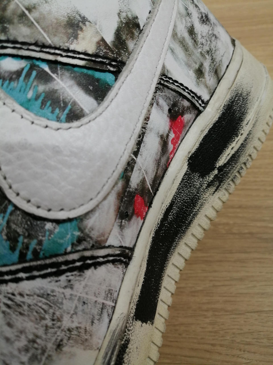 スレキズ黄ばみ