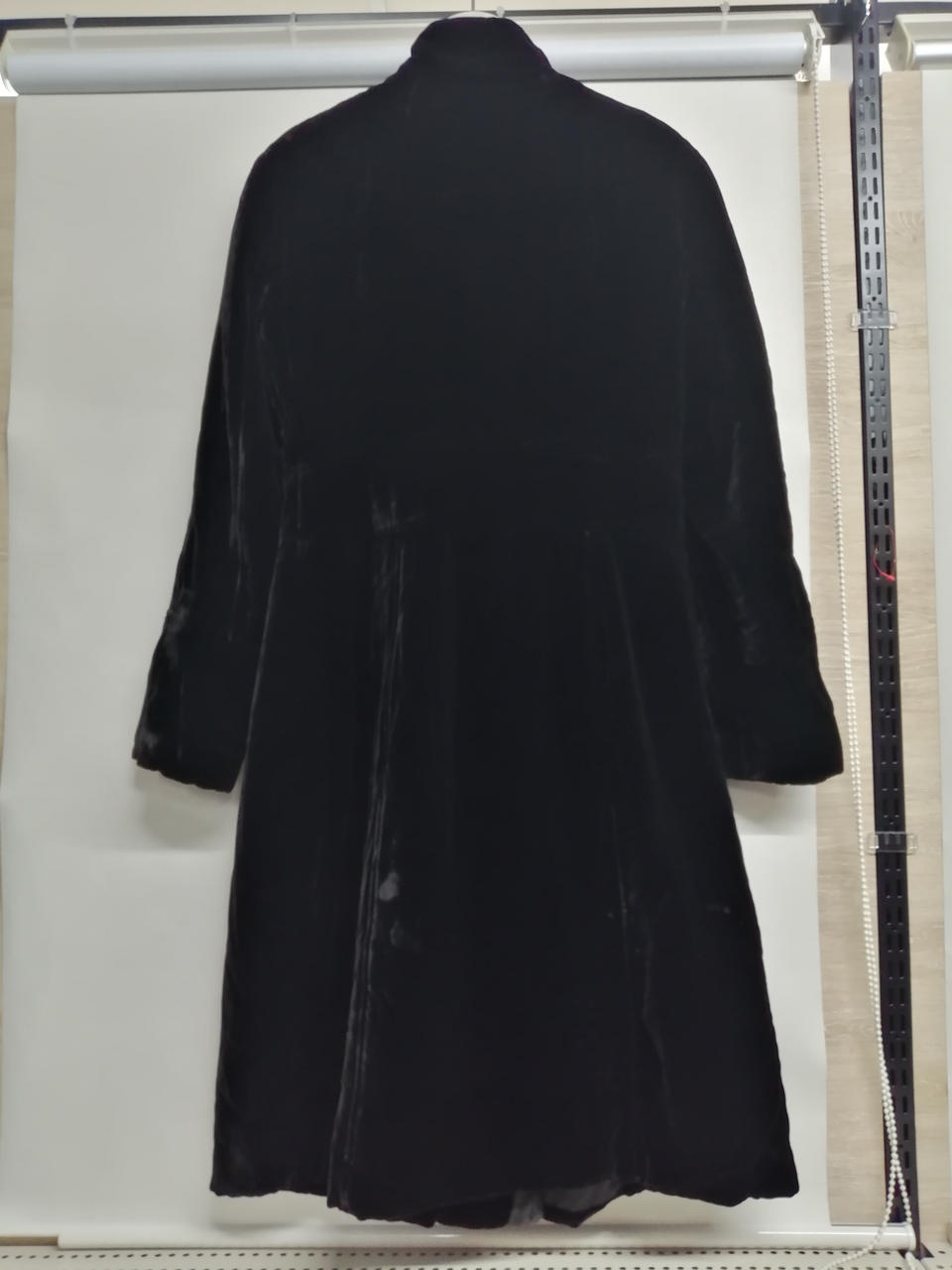 アルマーニ(EMPORIO ARMANI)|シルクブレンドベロアコート|HARDOFFオフ