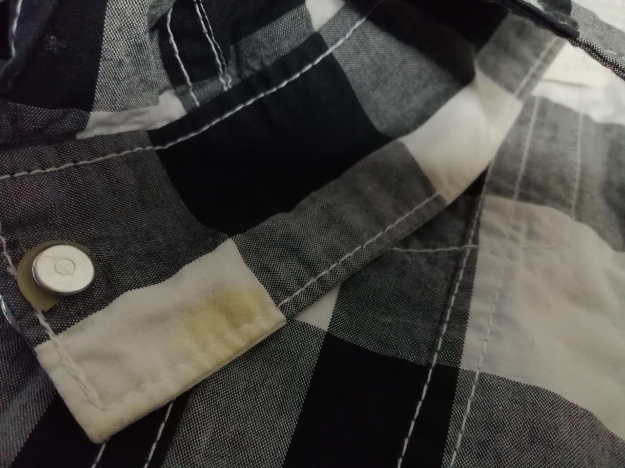 袖口ヨゴレあり