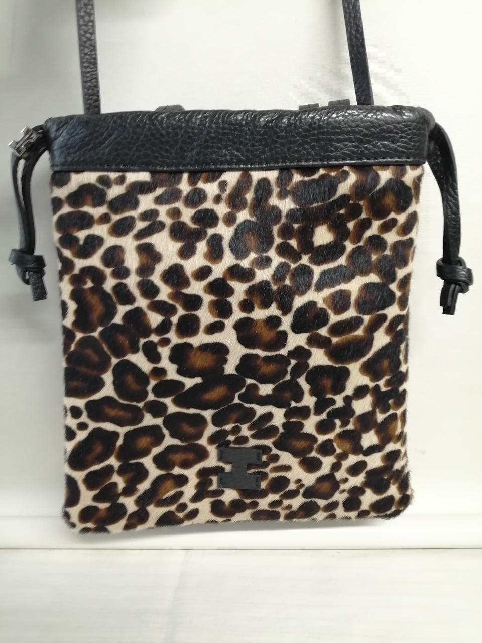 美品　イアクッチ　レザー×ハラコ　ヒョウ柄　ショルダーバック IACUCCI|総柄ショルダーバッグ|【ハードオフ公式通販】オフモール
