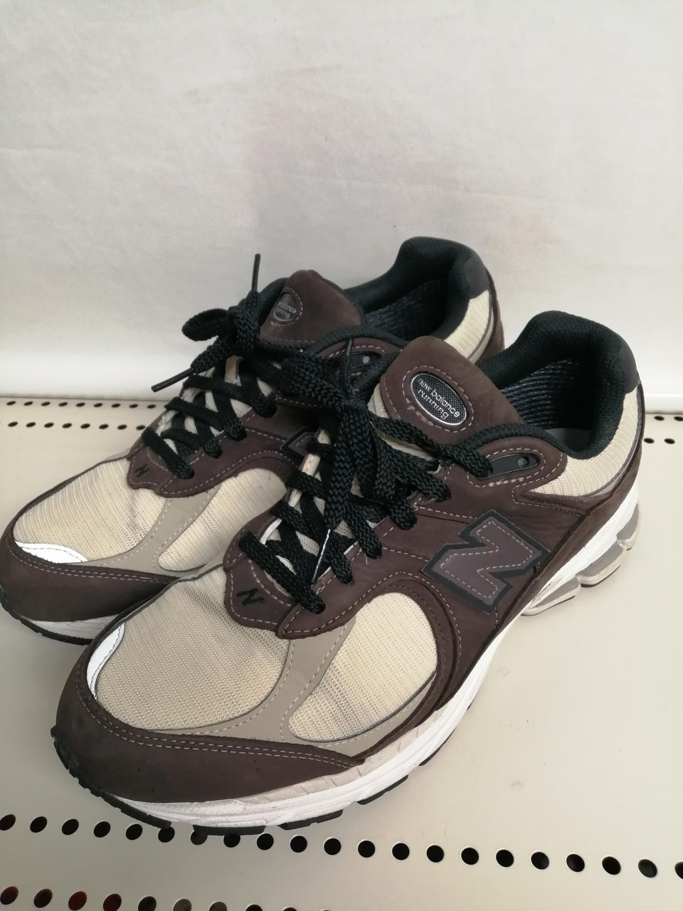 【値下げ！新品 タグ付】GORE-TEX スニーカー NEWBALANCE|GORE-TEX|【ハードオフ公式通販】オフモール|1040180000060444