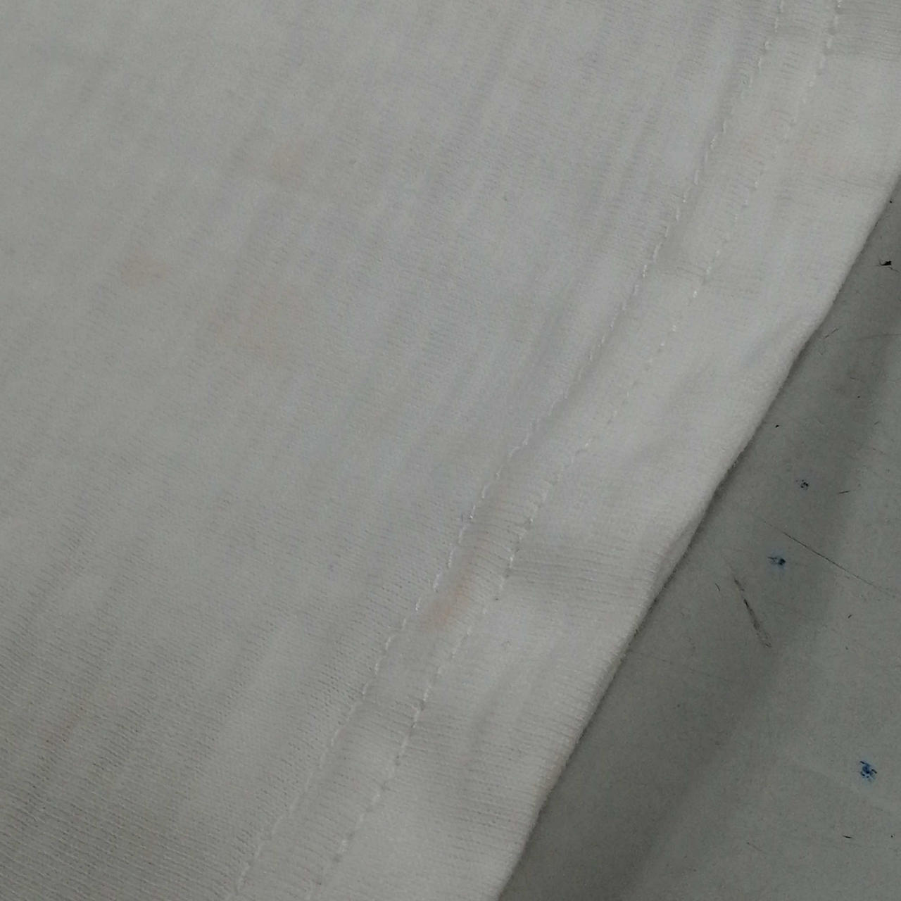 正面裾シミあり