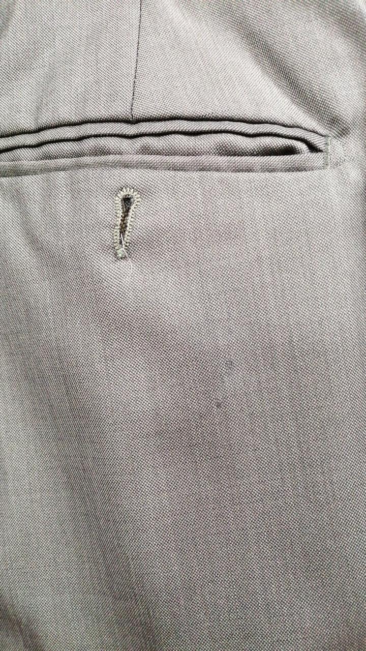 ボトム　後ろ右側スレあり