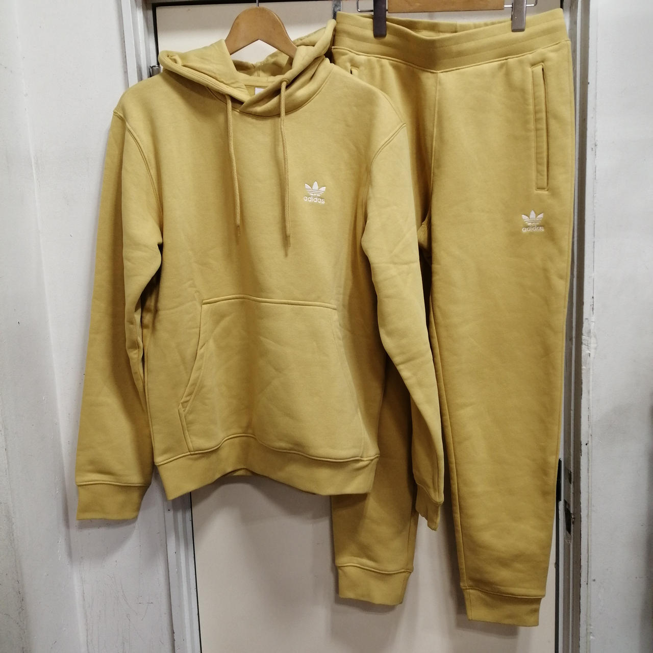 adidasスエットセットアップ 楽天市場】アディダス スウェット 上下 セットアップ メンズ